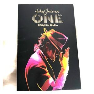 Vegas souvenir book: Michael J Cirque du Soleil